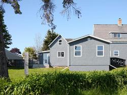 11 Hebrew Avenue Souris, PE C0A 2B0