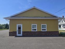 1 687 Central Avenue  Greenwood, NS B0P 1R0