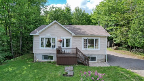 1285 Rue des Lacs  Saint-Jérôme, QC J5L 1T1