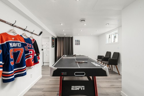 Salle de jeux - 119 Evergreen Drive, Beaconsfield, QC 