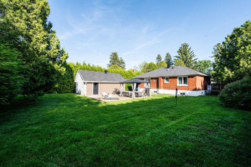 Cour - 119 Evergreen Drive, Beaconsfield, QC 