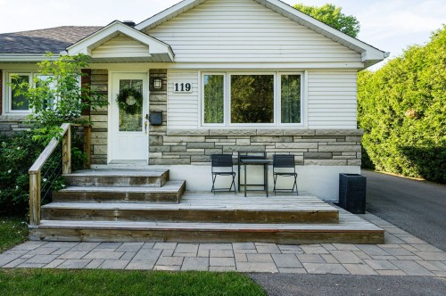 Façade - 119 Evergreen Drive, Beaconsfield, QC 