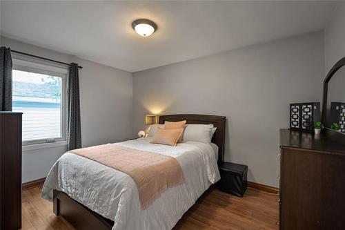 1268 Riddle Ave, Winnipeg, MB 