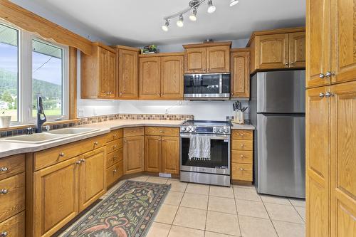 2408 Birch Street, Creston, BC 