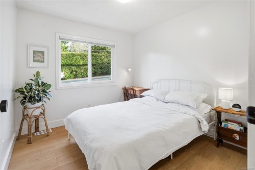 4285 Caen Rd, Saanich, BC 