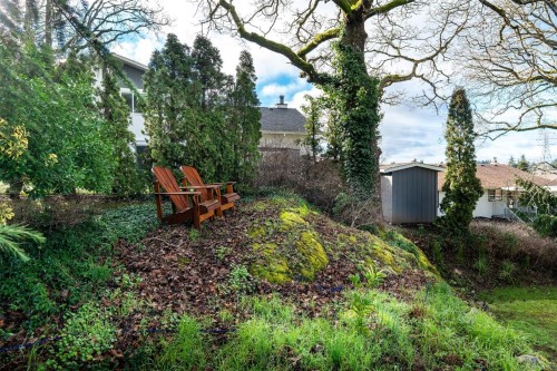 4285 Caen Rd, Saanich, BC 
