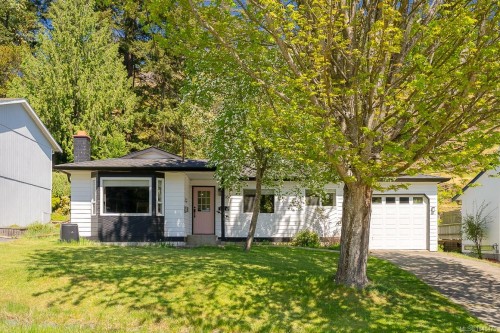 3716 Howden Dr, Nanaimo, BC 