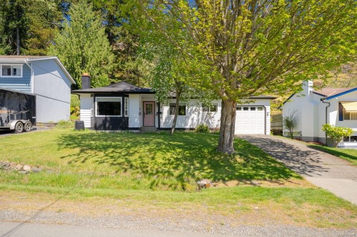 3716 Howden Dr, Nanaimo, BC 