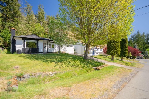 3716 Howden Dr, Nanaimo, BC 