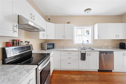 117 Kitchener St, Ladysmith, BC 