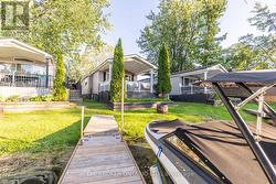 16 - 1082 SHAMROCK MARINA ROAD Gravenhurst, ON P0E 1N0
