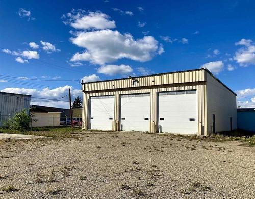 5424 53 Ave, Drayton Valley, AB 