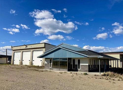5424 53 Ave, Drayton Valley, AB 