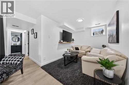 31 Compass Trail, Cambridge, ON 