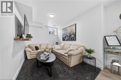 31 Compass Trail, Cambridge, ON 