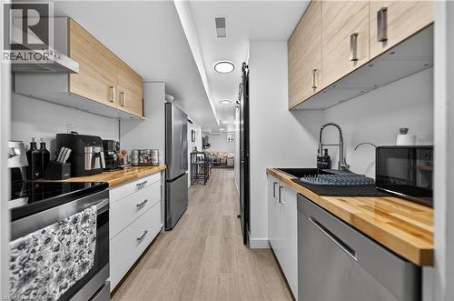 31 Compass Trail, Cambridge, ON 