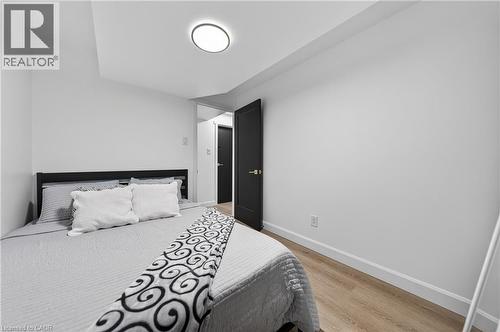 31 Compass Trail, Cambridge, ON 