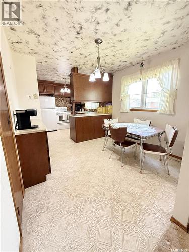 722 Washington Drive, Weyburn, SK 