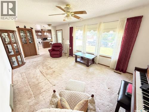 722 Washington Drive, Weyburn, SK 