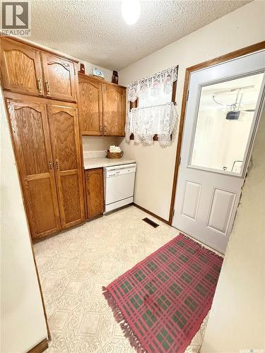 722 Washington Drive, Weyburn, SK 