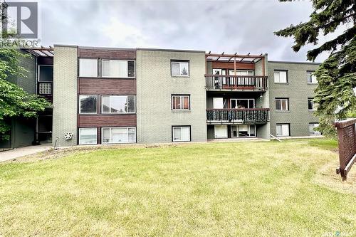 14 208 Lindsay PLACE  Saskatoon, SK S7H 3E6