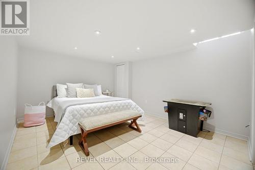 835 Chambers Place, Milton, ON 