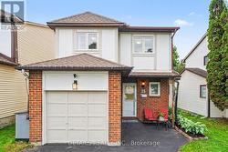 13 WILLOWVIEW WAY Ottawa, ON K2J 2P7