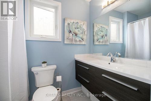 13 Willowview Way, Ottawa, ON 