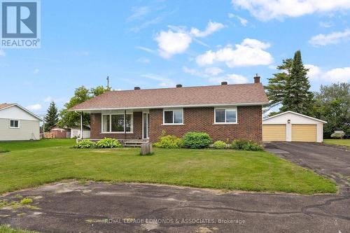 13 LACROIX BAY ROAD  Whitewater Region, ON K0J 2L0