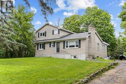 UPPER UNIT - 5432 OLD RICHMOND ROAD Ottawa, ON K2R 1G7