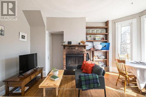270 Queen Street S, Hamilton, ON 