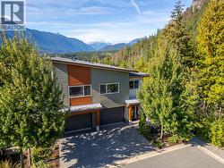 6 41360 SKYRIDGE PLACE Squamish, BC V8B 0Y6
