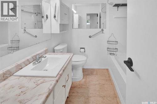 1882 Easthill, Saskatoon, SK 