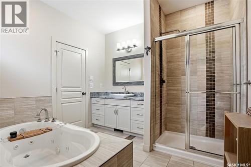 238 Greenfield Crescent, Saskatoon, SK 