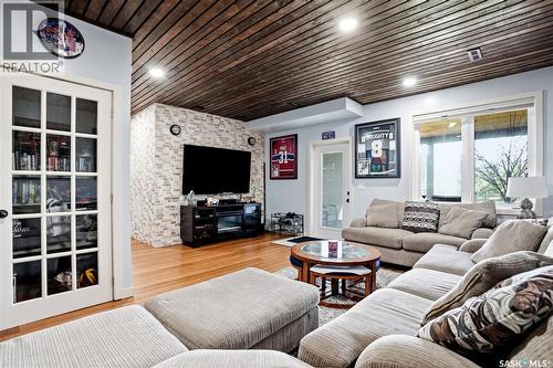 238 Greenfield Crescent, Saskatoon, SK 