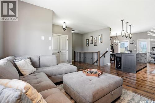 238 Greenfield Crescent, Saskatoon, SK 