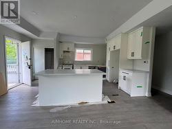 36 MORAINE HILL DRIVE Toronto, ON M1T 1Z9