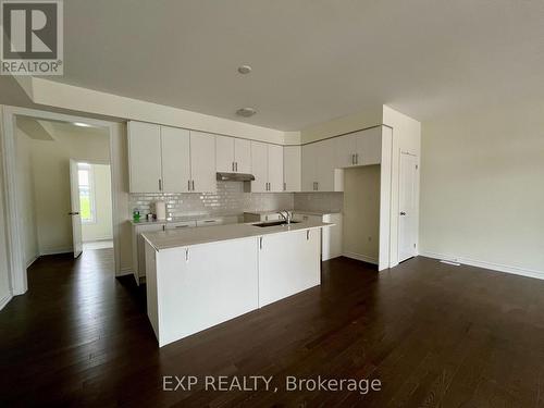 116 Blick Crescent, Aurora, ON 