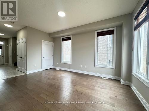 86 Nathan Crescent, Barrie, ON 