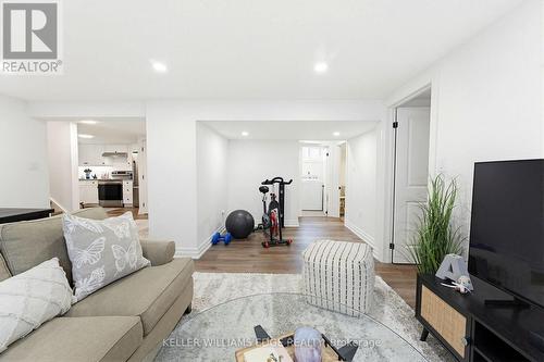 586 Woodland Avenue, Burlington, ON 