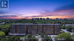 104 - 2825 ISLINGTON AVENUE Toronto, ON M9L 2K1