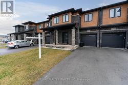 6763 CROPP STREET E Niagara Falls, ON L2E 5J8