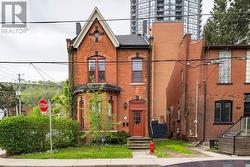146 FOREST AVENUE  Hamilton, ON L8N 1X5