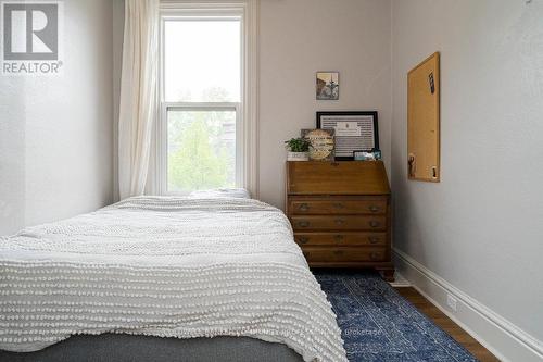 146 Forest Avenue, Hamilton, ON - Indoor Photo Showing Bedroom