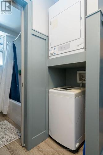 146 Forest Avenue, Hamilton, ON - Indoor Photo Showing Laundry Room