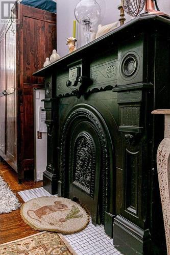 146 Forest Avenue, Hamilton, ON - Indoor