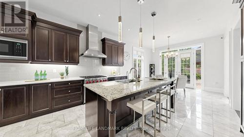 49 Langdon Drive, King, ON - Indoor Photo Showing Kitchen With Upgraded Kitchen