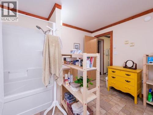 400 Ursa Way, Whitehorse North, YT - Indoor