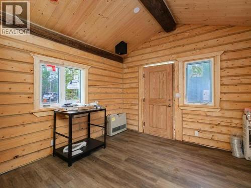 400 Ursa Way, Whitehorse North, YT - Indoor Photo Showing Office