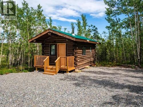 400 Ursa Way, Whitehorse North, YT - Outdoor